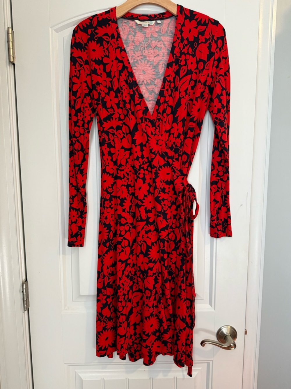 BODEN True Wrap Navy Red Floral Dress Sz 8 - Picture 5 of 10